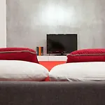 Rhome Merulana